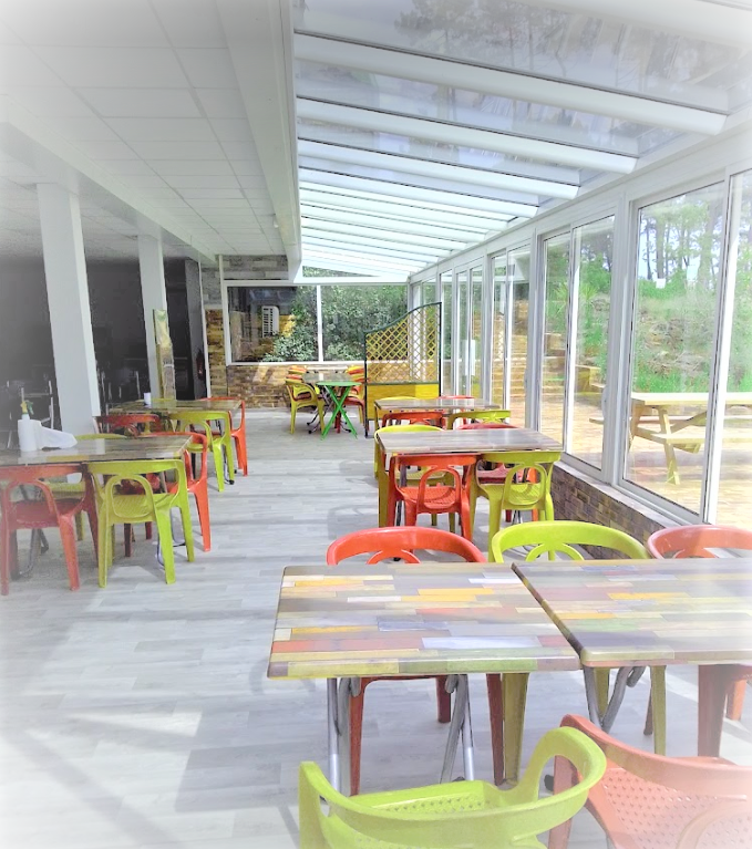 https://cdt64.media.tourinsoft.eu/upload/Espace-sous-veranda.png