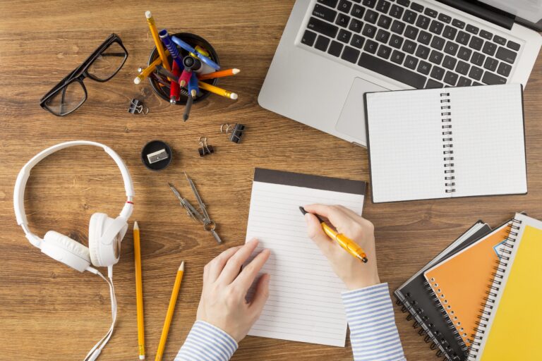 https://cdt40.media.tourinsoft.eu/upload/Atelier-numerique-15.jpg