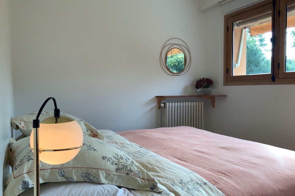 https://cdt40.media.tourinsoft.eu/upload/Hilbert---ch-4-suite-familiale-avec-ch-5--3-.JPG