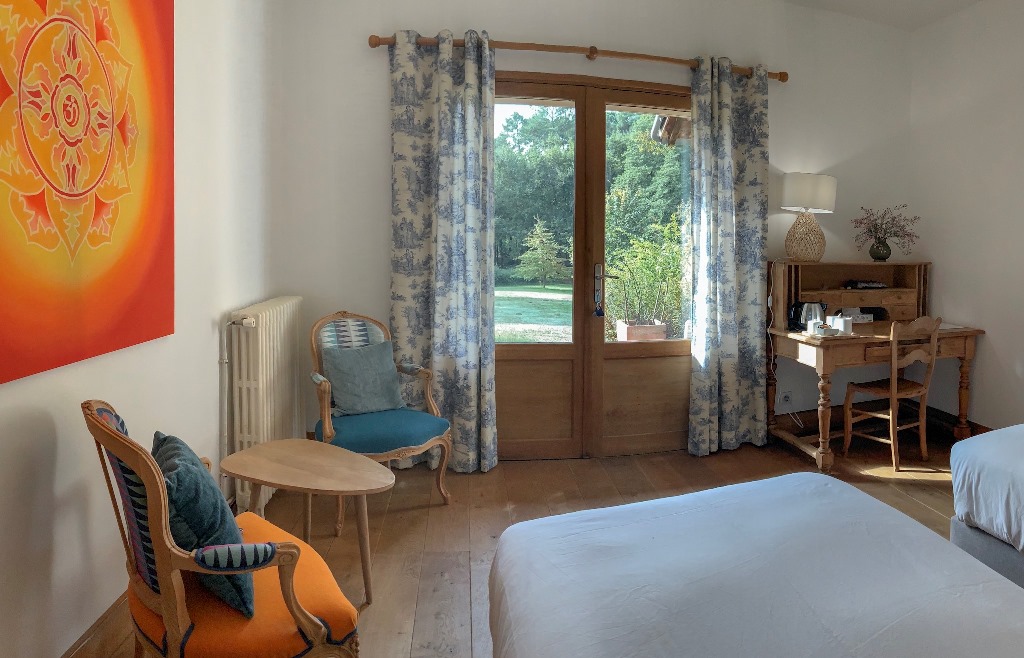 https://cdt40.media.tourinsoft.eu/upload/Hilbert---ch-h-2-suite-familiale-avec-ch-1-ou-3.JPG