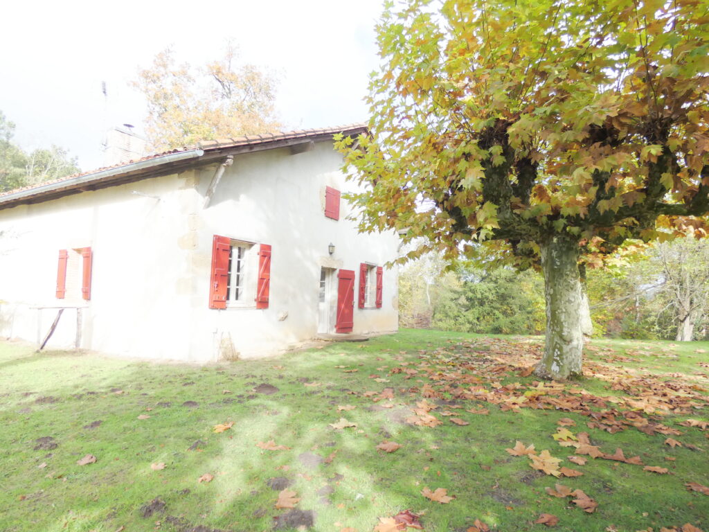 https://cdt64.media.tourinsoft.eu/upload/P1010251-2.JPG